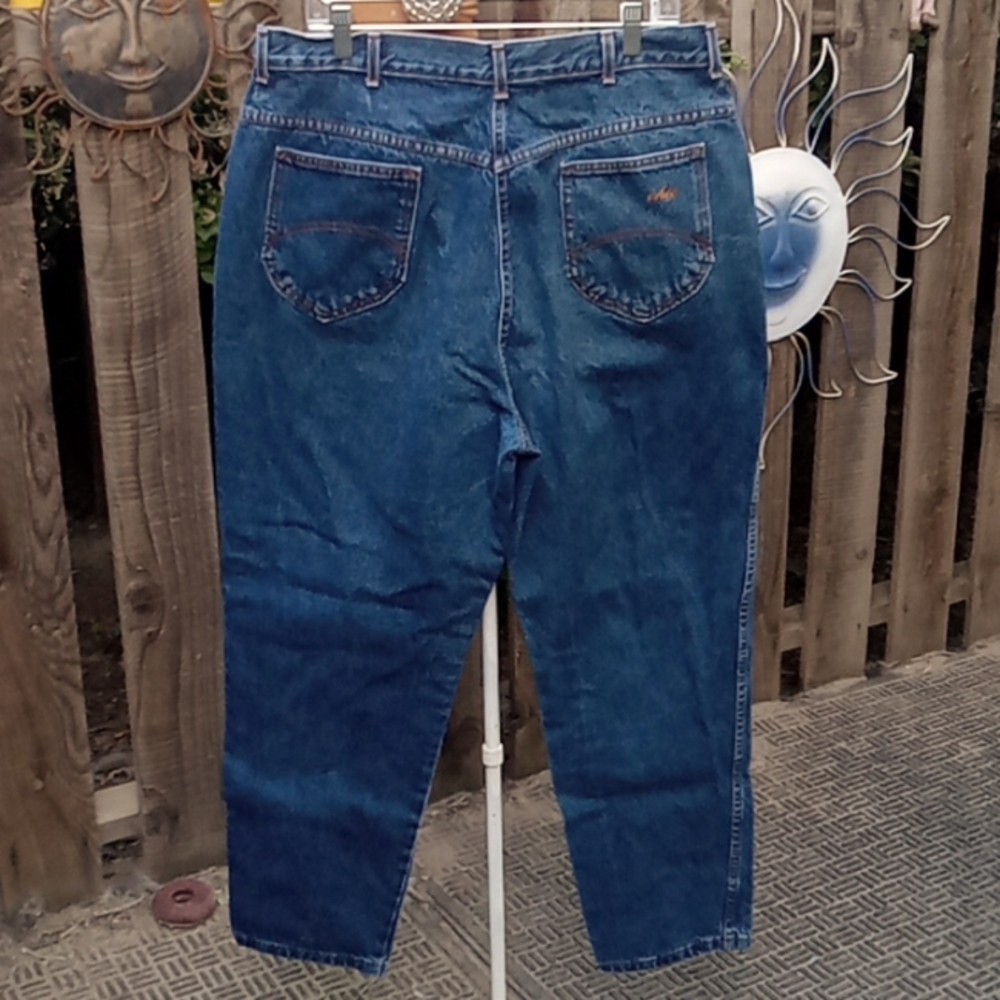 Woman's jeans chic like no stretch. Size 22. Blue.